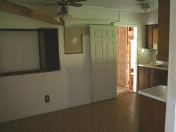 5th image of 111 Williams St