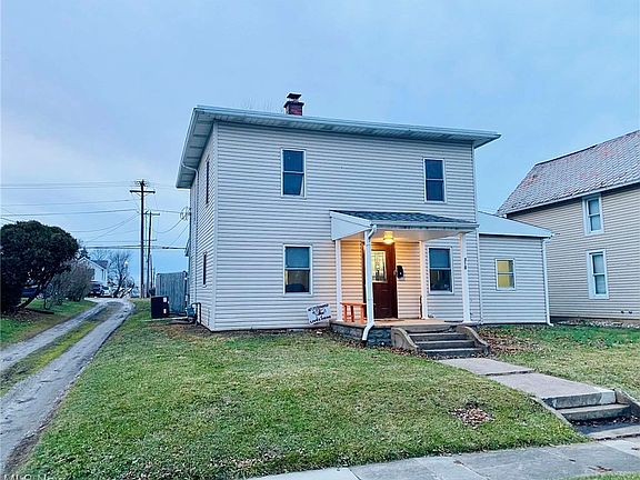 2nd image of 310 Woodbine St