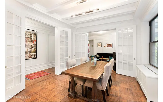 Rented by Douglas Elliman | media 16