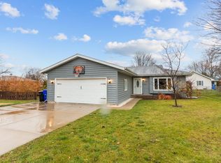 1800 Schaefer Cir, Appleton, WI 54915