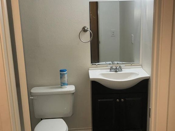 5th image of 972 W Calle De Cielo APT 3