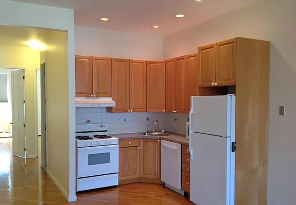 Rented by Corcoran | media 3