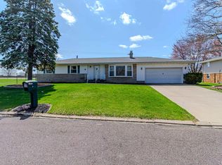 4 Coral Rdg, Peoria, IL 61607