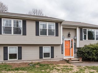 42 White Ave, Riverside, RI 02915