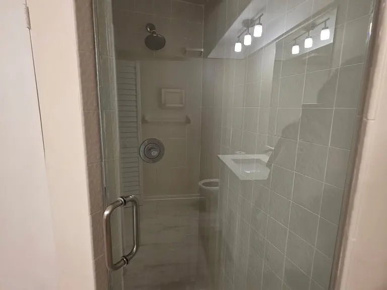 656 W Osceola St — Photo 23