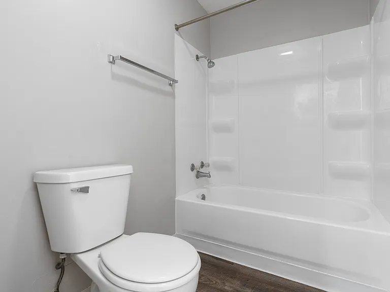 356 Locust St #A — Photo 7