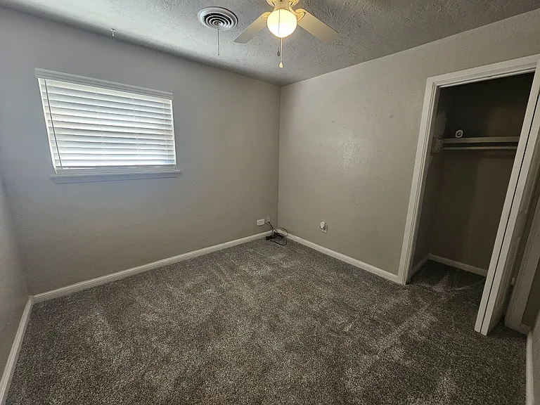 5314 NW Glenn Ave — Photo 9