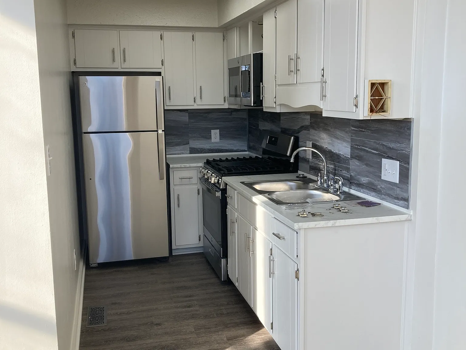 1 bed, 600 sqft, $900 — Photo 3