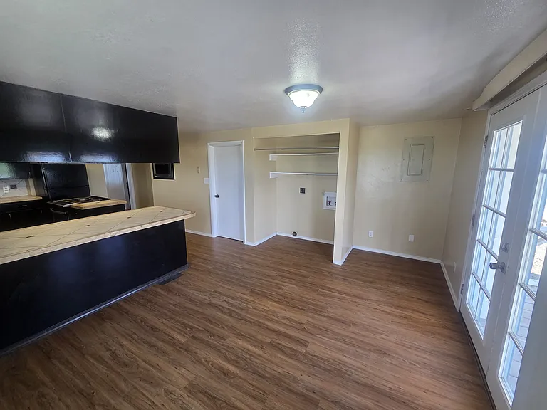 22977 River Rd — Photo 5