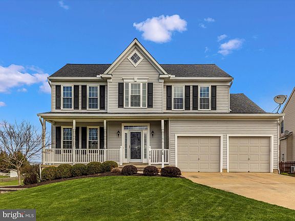 4th image of 205 Creek Walk Dr