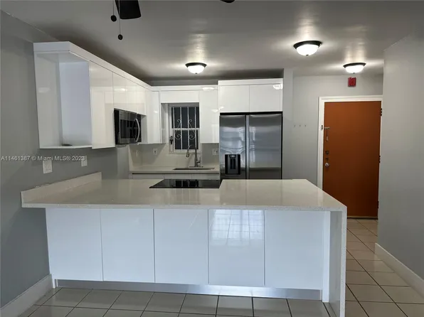 145 SW 30th Ct APT 207B, Miami, FL 33135