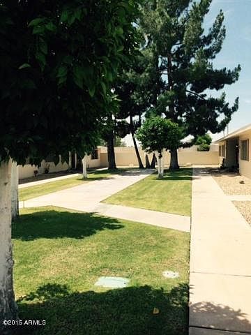 1st image of 10879 W Santa Fe Dr