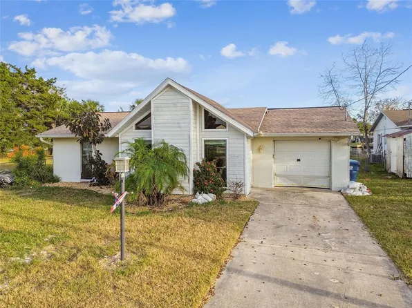 3410 Minnow Creek Dr, Hernando Beach, FL 34607