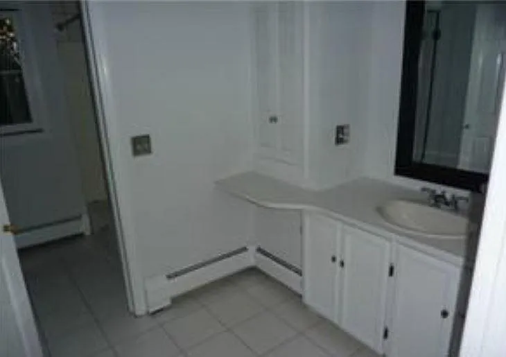 55 Catalpa Rd — Photo 16