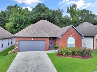 843 Savannah Ln, Calera, AL 35040