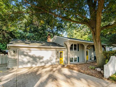 92 Oak Valley Dr, Holland, MI, 49424