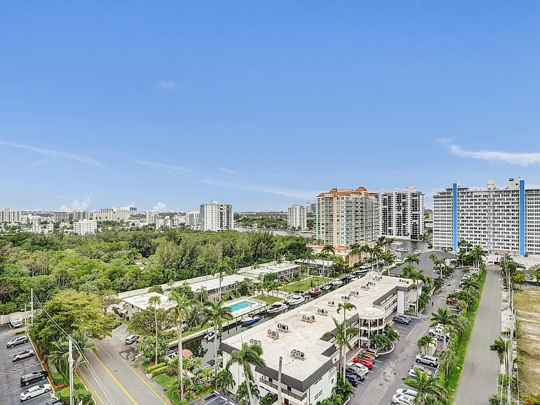 3000 E Sunrise Blvd #14F — Photo 51
