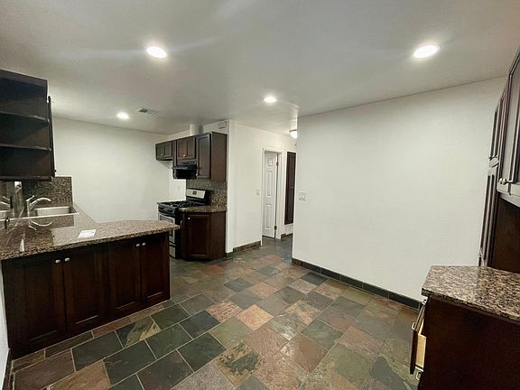 4th image of 3952 W 178th St #B