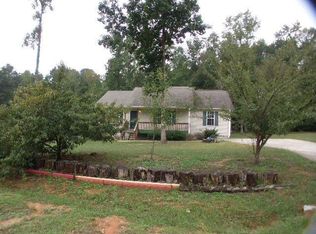 136 Pepperidge Ln, Athens, GA 30607