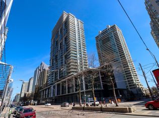 4955 Yonge St #2316-C14, Toronto, ON M2N 5N6