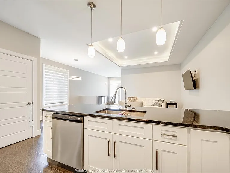 1935 Ethan Ct — Photo 14