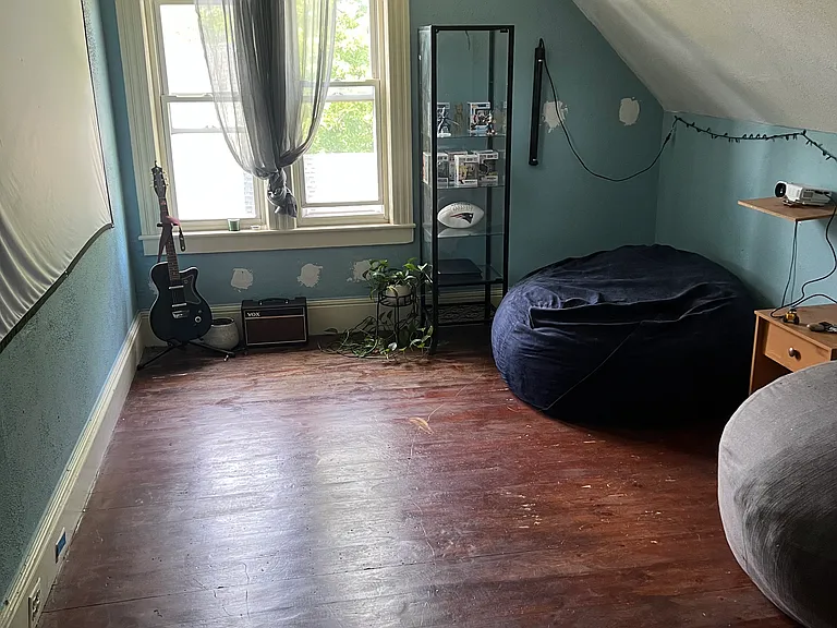 129 Walnut St #3 — Photo 3