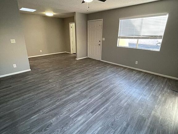 5th image of 6527 N 67th Ave #109