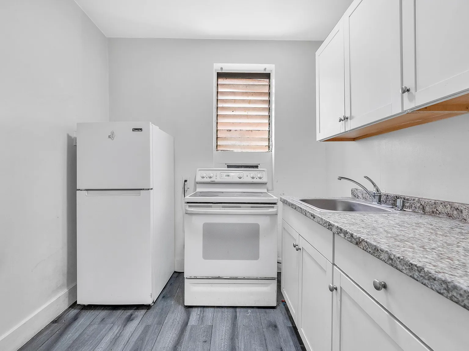 1 bed, 1.0 bath, 500 sqft, $1,600 — Photo 4