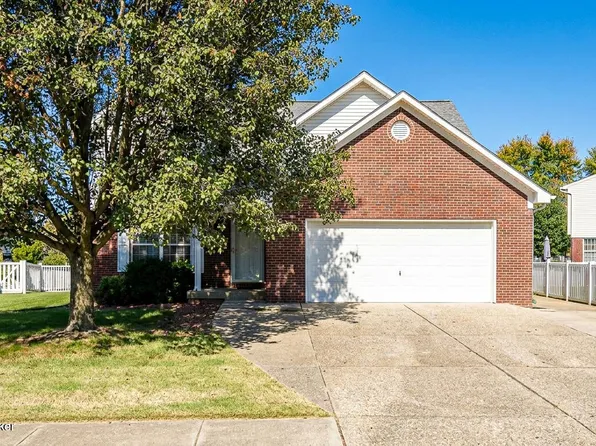 5009 Oakbrook Dr, Louisville, KY 40245