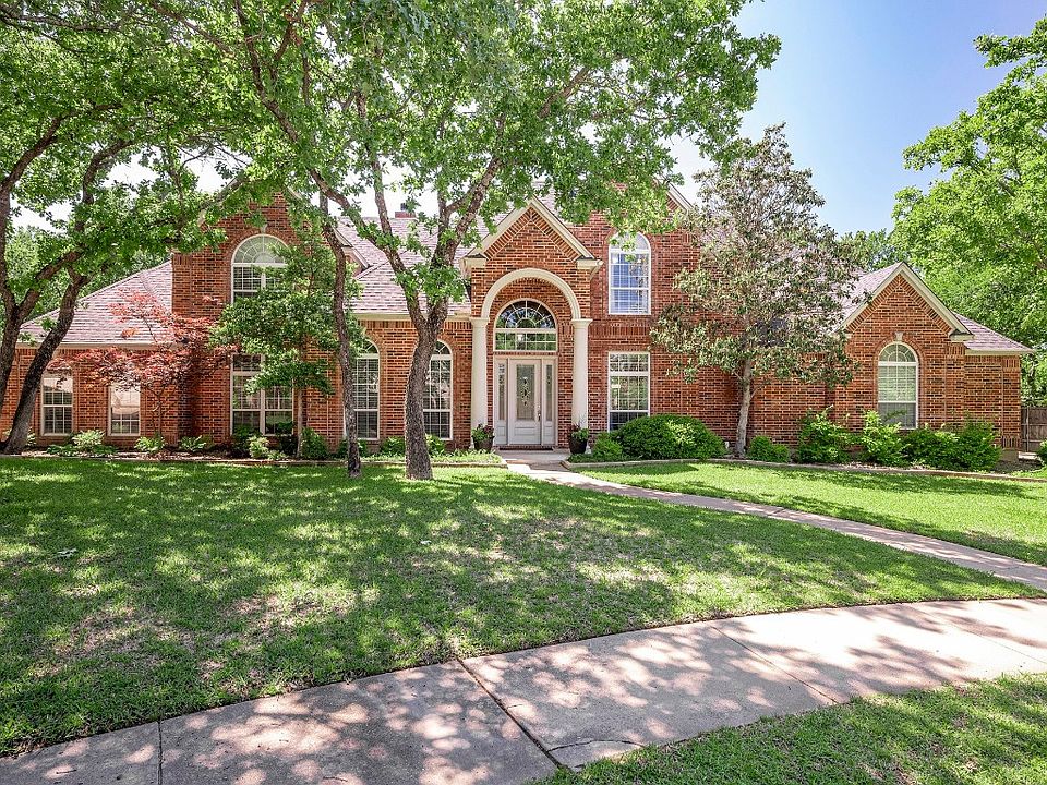1st image of 1104 Oakmont Ct