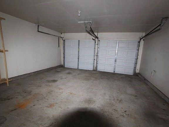 5th image of 3208 Mallard Dr