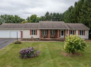 8342 Dunn Rd, Lyons, NY 14489