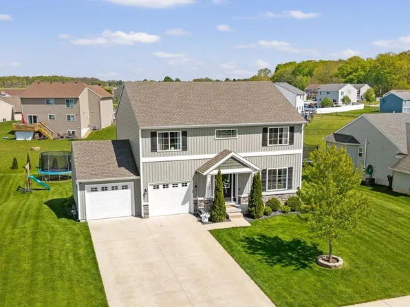 4653 Eagle Dr, Caledonia, MI 49316