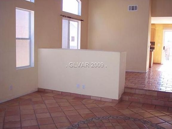 3rd image of 9947 Canyon Peak Dr