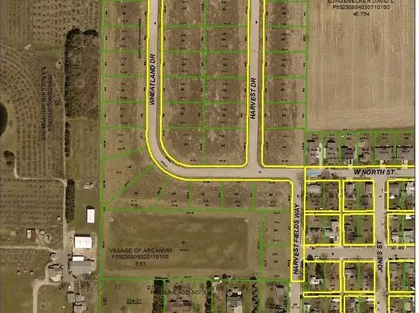 15 Wheatland Dr, Arcanum, OH 45304