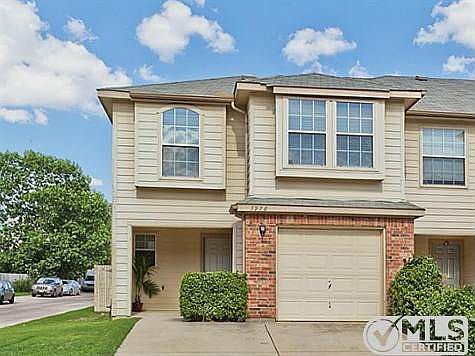 2nd image of 3978 Fernando Dr