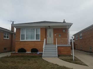 557 Hoxie Ave, Calumet City, IL