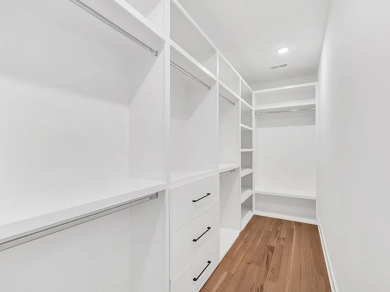 16B Willis St — Photo 56