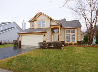 1204 Sterling Dr, Mundelein, IL