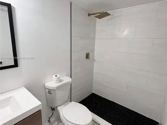 4th image of 10610 SW 158th Ct APT 108