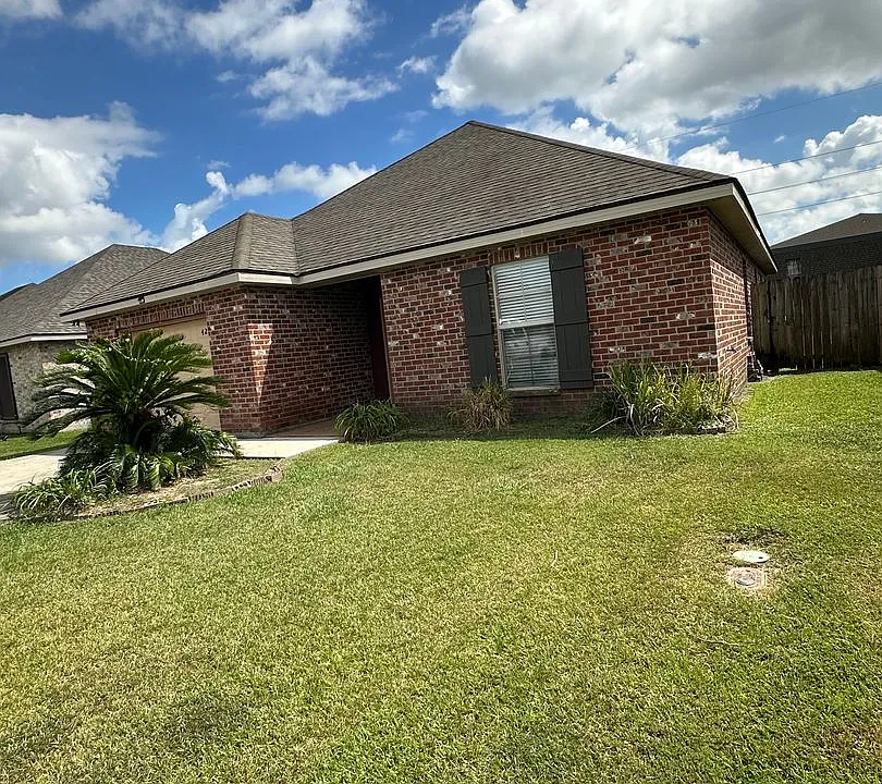 426 Christopher Dr