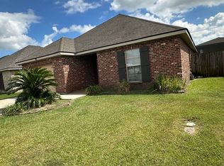 426 Christopher Dr, Houma, LA 70364
