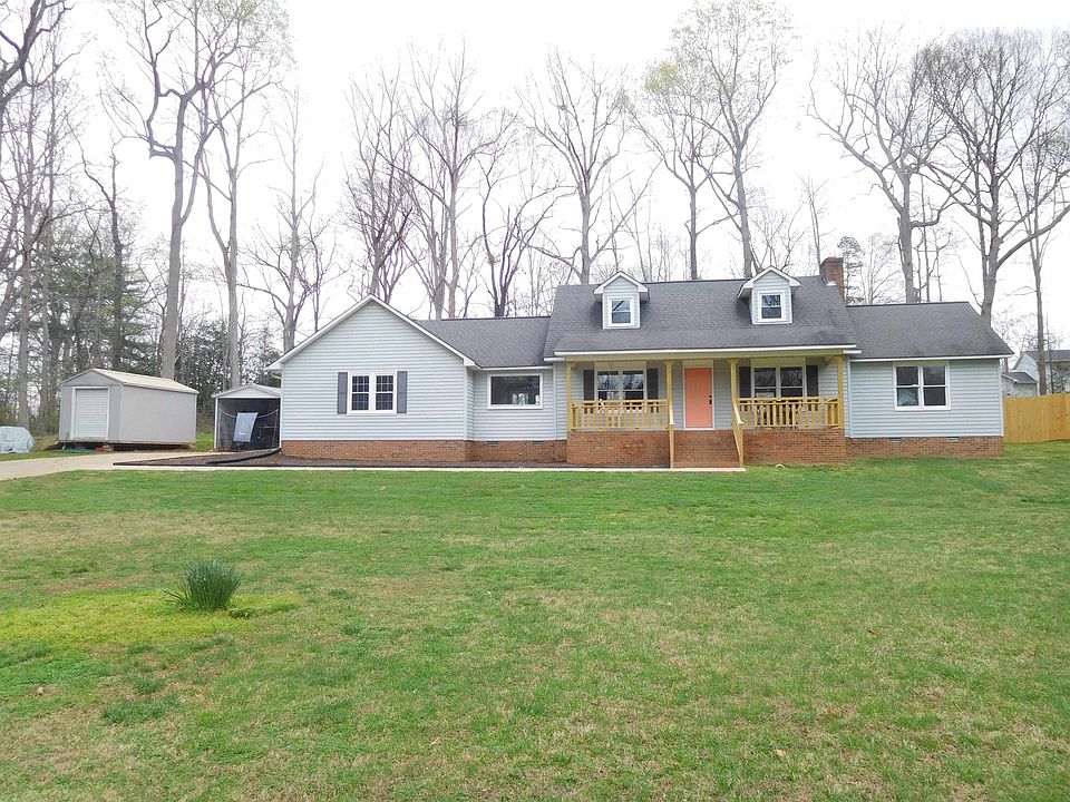 1st image of 154 Whispering Pines Rd