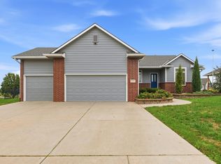 8342 E Old Mill Ct, Wichita, KS 67226