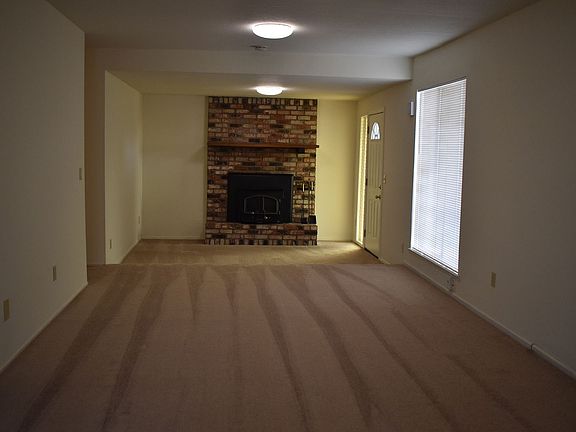 3rd image of 2226 Fairfield Ave