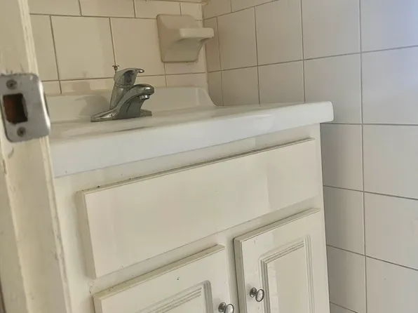 221 East 173rd Street image 7 of 9