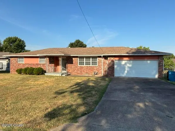 2226 Delaware Ave, Joplin, MO 64804