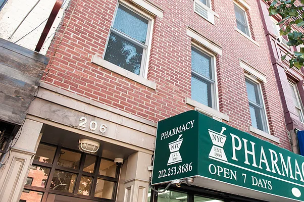 Rented by Warren T Real Estate Corp. | media 38