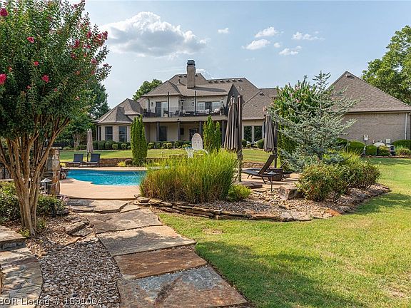 5th image of 7206 Shady Ridge Ct