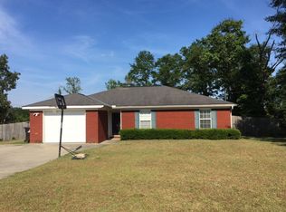 300 Blake Dr, Midland City, AL 36350